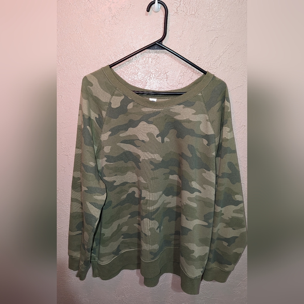 Camo Sweatshirt